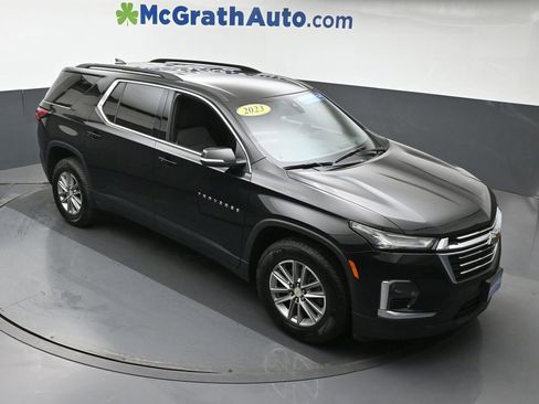 Certified 2023 Chevrolet Traverse LT image 3
