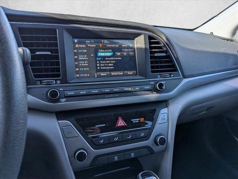 Used 2018 Hyundai Elantra SEL FWD image 13