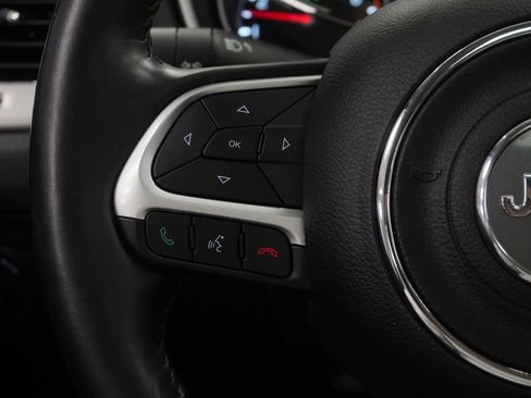 Certified 2020 Jeep Compass Latitude image 39