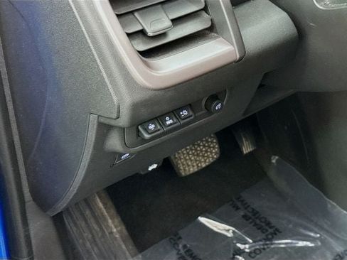 Used 2024 GMC Terrain AT4 w/ Infotainment Package II AWD/4WD image 11
