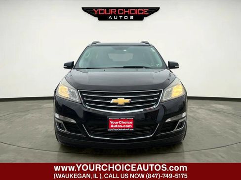 Used 2016 Chevrolet Traverse LT image 2