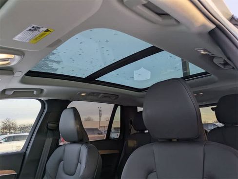 Used 2025 Volvo XC90 T8 Plus w/ Protection Package Premier image 16