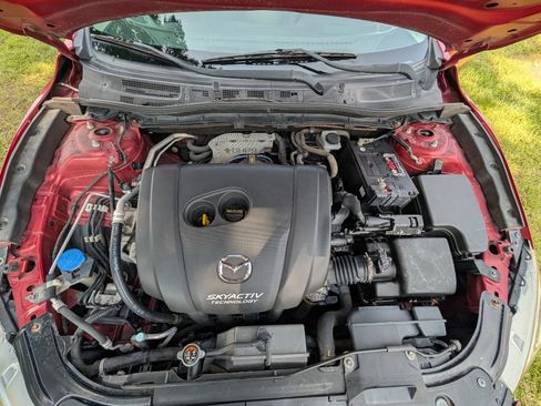 Used 2014 MAZDA MAZDA3 i Touring w/ Moonroof Package 1 FWD image 16