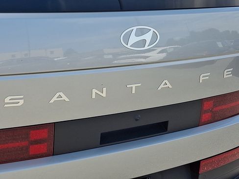 Certified 2024 Hyundai Santa Fe SE AWD/4WD image 31