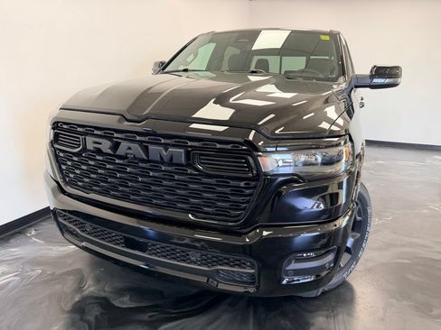 New 2026 RAM 1500 4x4 Crew Cab image 19