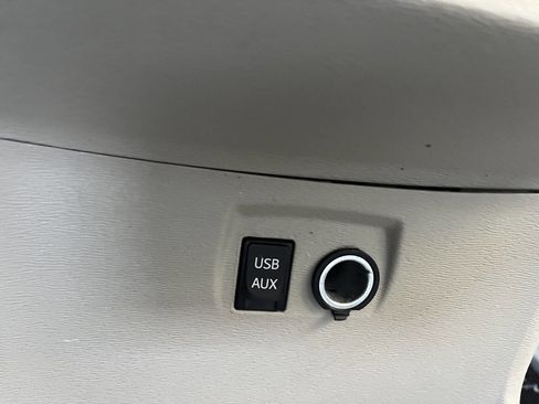 Used 2014 Toyota Sienna LE image 14