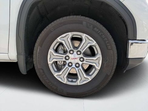 Used 2025 GMC Sierra 1500 SLT w/ SLT Convenience Package RWD image 10