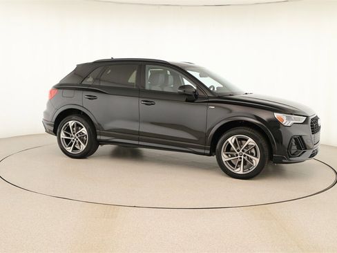 New 2025 Audi Q3 2.0T Premium image 9