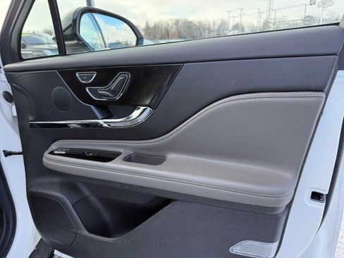 Used 2024 Lincoln Corsair Reserve w/ Equipment Group 201A image 27