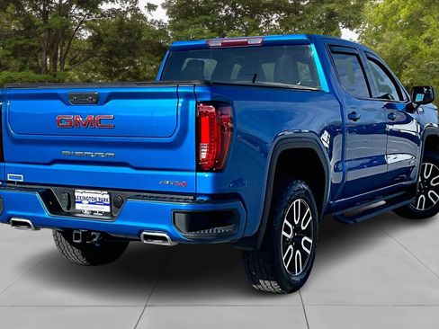Used 2022 GMC Sierra 1500 AT4 image 5