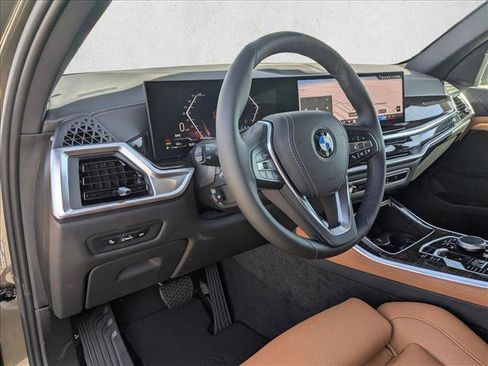 New 2026 BMW X5 sDrive40i w/ Parking Assistance Package RWD image 3