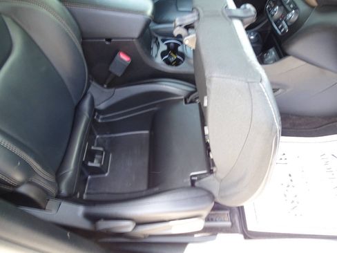 Used 2017 Jeep Cherokee Limited w/ Safetytec Group AWD/4WD image 39