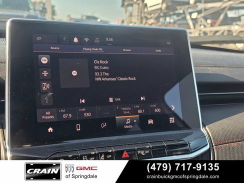 Used 2025 Jeep Compass Trailhawk AWD/4WD image 16