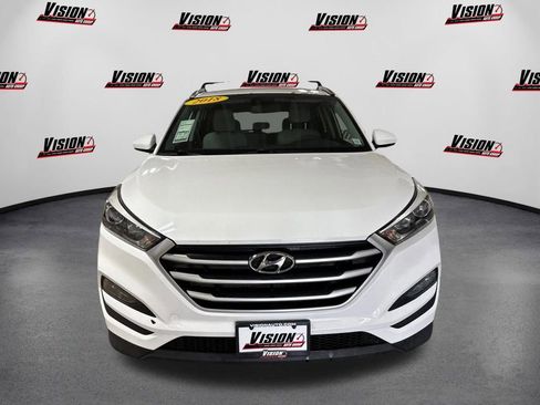 Used 2018 Hyundai Tucson SEL image 2