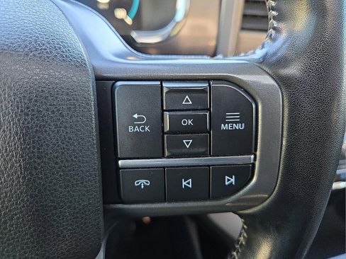 Used 2022 Ford F150 Lariat image 17