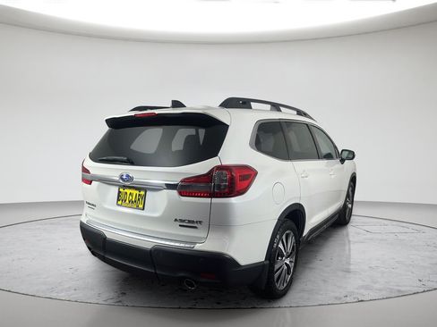 Used 2022 Subaru Ascent Limited w/ Technology Package AWD/4WD image 5