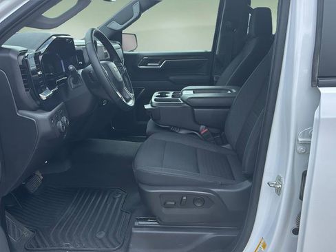 Used 2025 Chevrolet Silverado 1500 LT w/ Safety Package AWD/4WD image 10