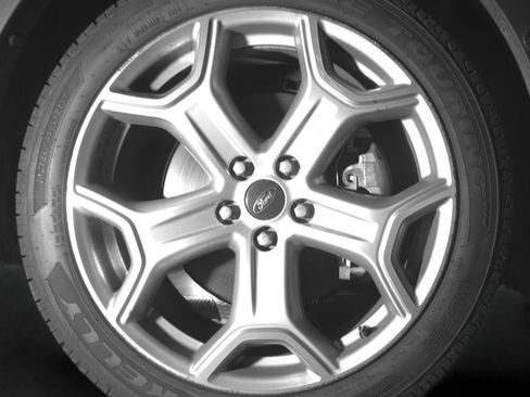 Used 2017 Ford Escape Titanium w/ Equipment Group 301A AWD/4WD image 10