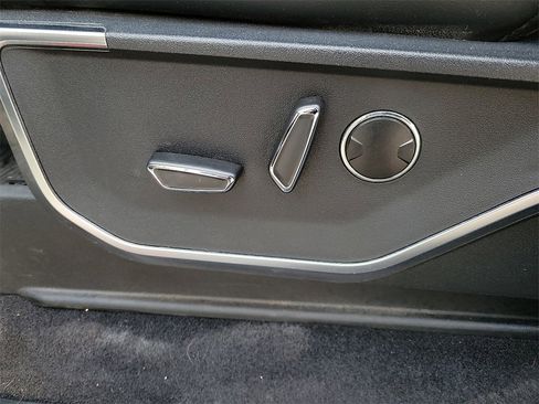 Used 2023 Ford F150 Raptor w/ Raptor Carbon Fiber Package image 20