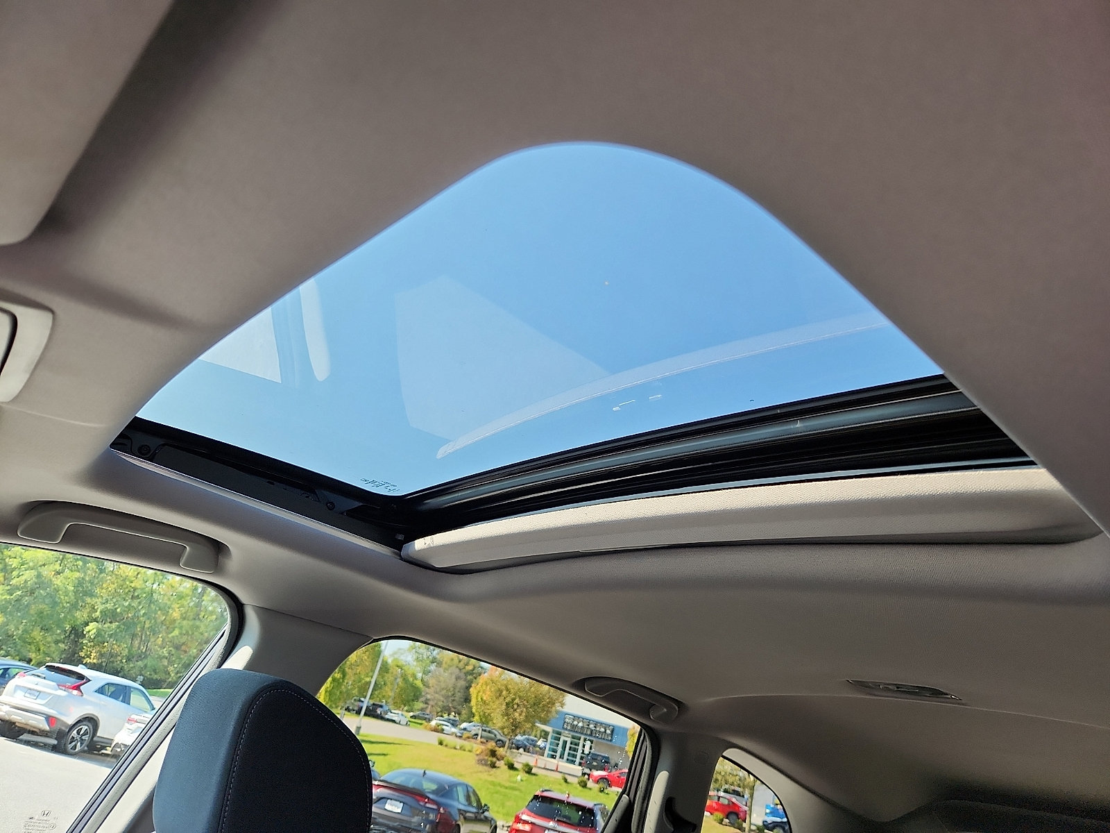Used 2021 Honda CR-V EX image 14