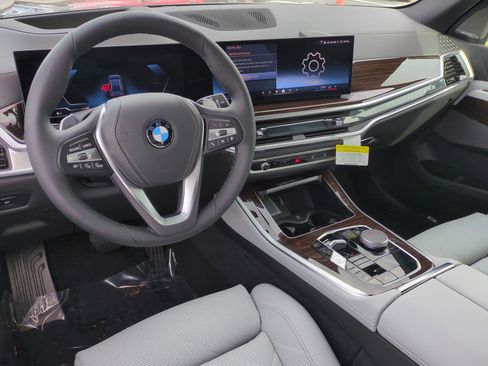 Used 2026 BMW X5 xDrive40i AWD/4WD image 28