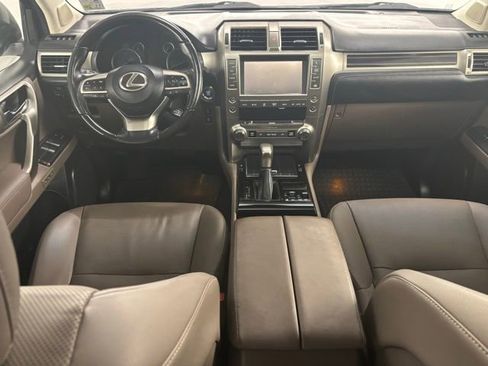 Used 2020 Lexus GX 460 Premium w/ Premium Package AWD/4WD image 25