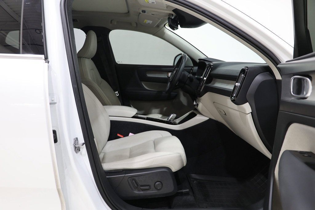 Used 2019 Volvo XC40 T5 Inscription AWD/4WD image 39