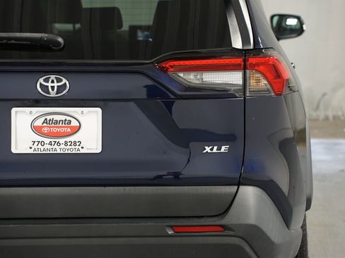 Certified 2022 Toyota RAV4 XLE image 10