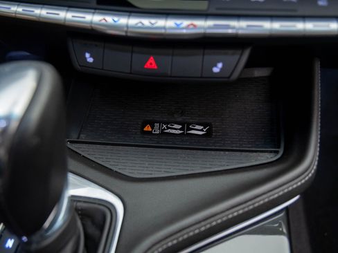 Certified 2021 Cadillac CT4 Luxury w/ Sun And Sound Package image 21