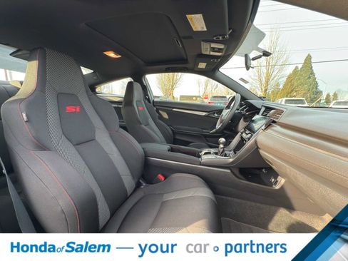 Used 2018 Honda Civic Si image 12