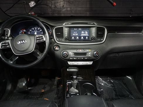 Used 2019 Kia Sorento EX AWD/4WD image 15