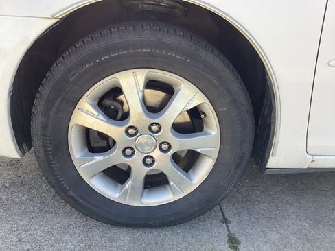 Used 2005 Toyota Camry LE FWD image 5
