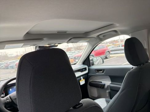 New 2025 Ford Maverick XLT w/ XLT Luxury Package image 8