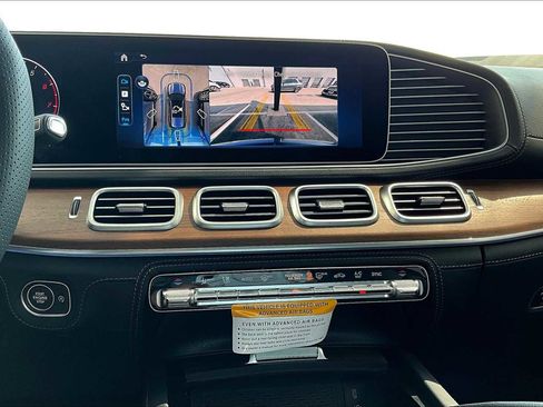 New 2026 Mercedes-Benz GLS 450 4MATIC image 12