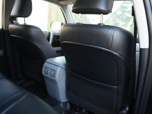 Used 2011 Toyota 4Runner SR5 w/ Premium Pkg w/Leather AWD/4WD image 28