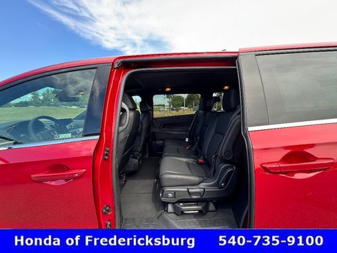Used 2026 Honda Odyssey Sport-L image 11