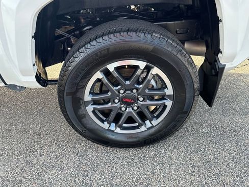Used 2024 Toyota Tacoma TRD Off-Road image 38