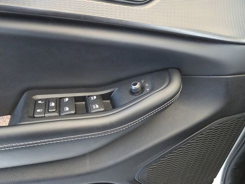 Used 2023 Jeep Grand Cherokee L Laredo image 13