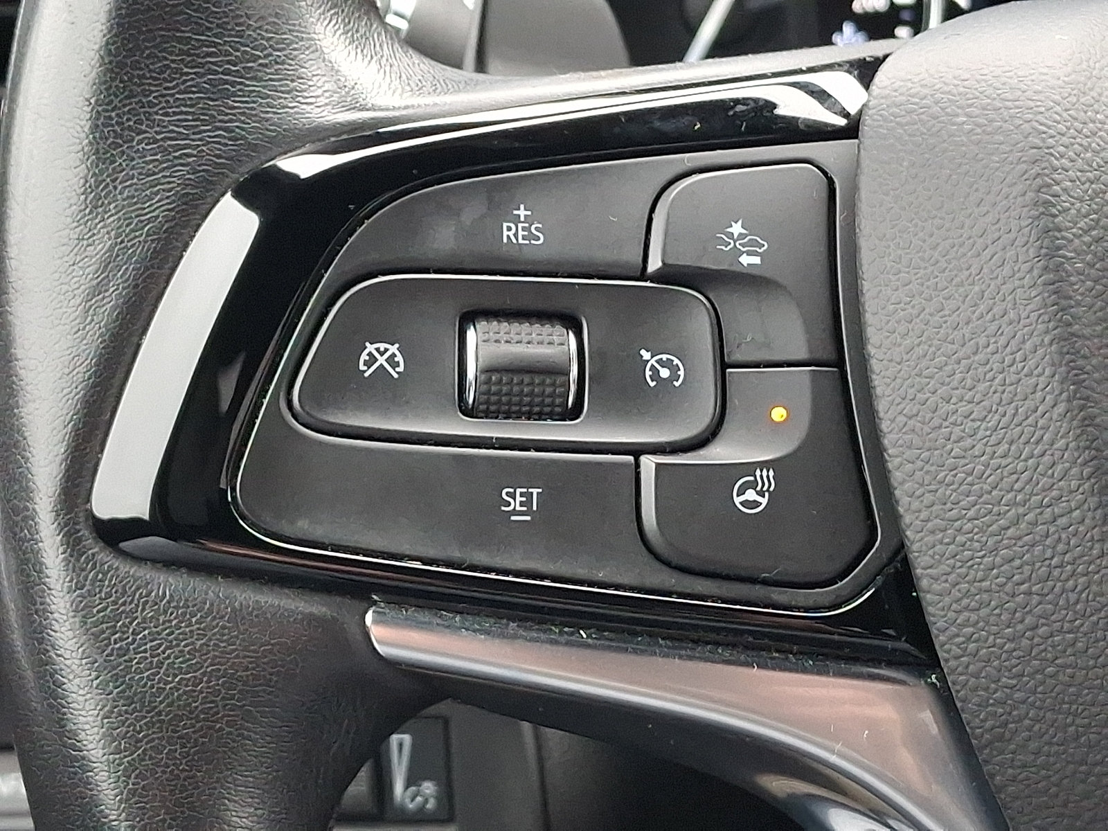 Used 2024 Buick Enclave Premium w/ Experience Buick Package AWD/4WD image 23