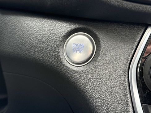 Used 2020 Hyundai Santa Fe Limited image 14