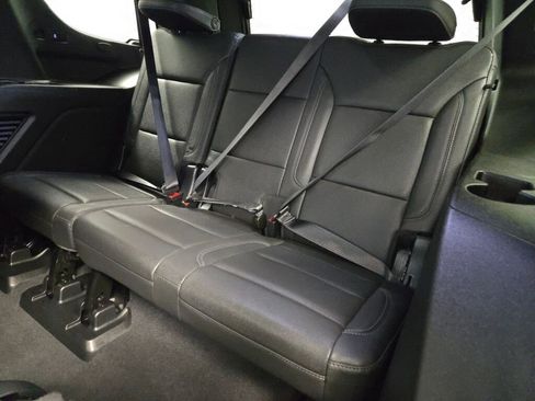 Used 2022 Chevrolet Tahoe LT w/ Luxury Package image 19