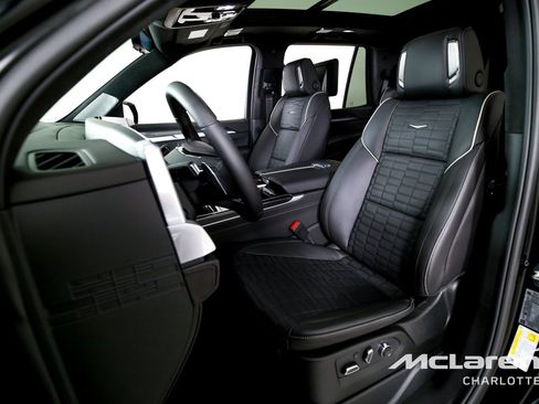 Used 2026 Cadillac Escalade V w/ LPO, ONYX Package AWD/4WD image 11