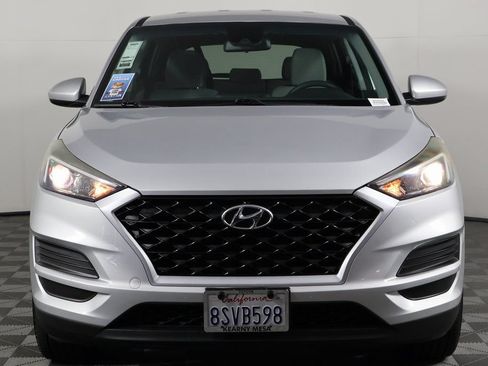 Used 2019 Hyundai Tucson SE FWD image 2