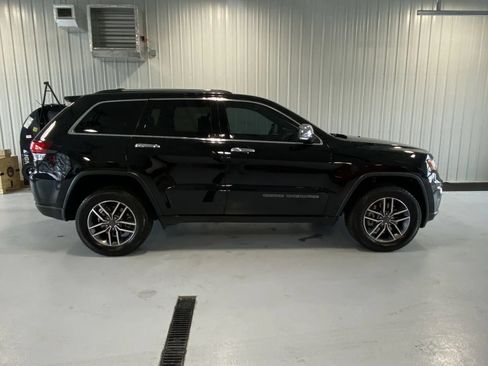 Used 2021 Jeep Grand Cherokee Limited w/ Luxury Group II AWD/4WD image 2