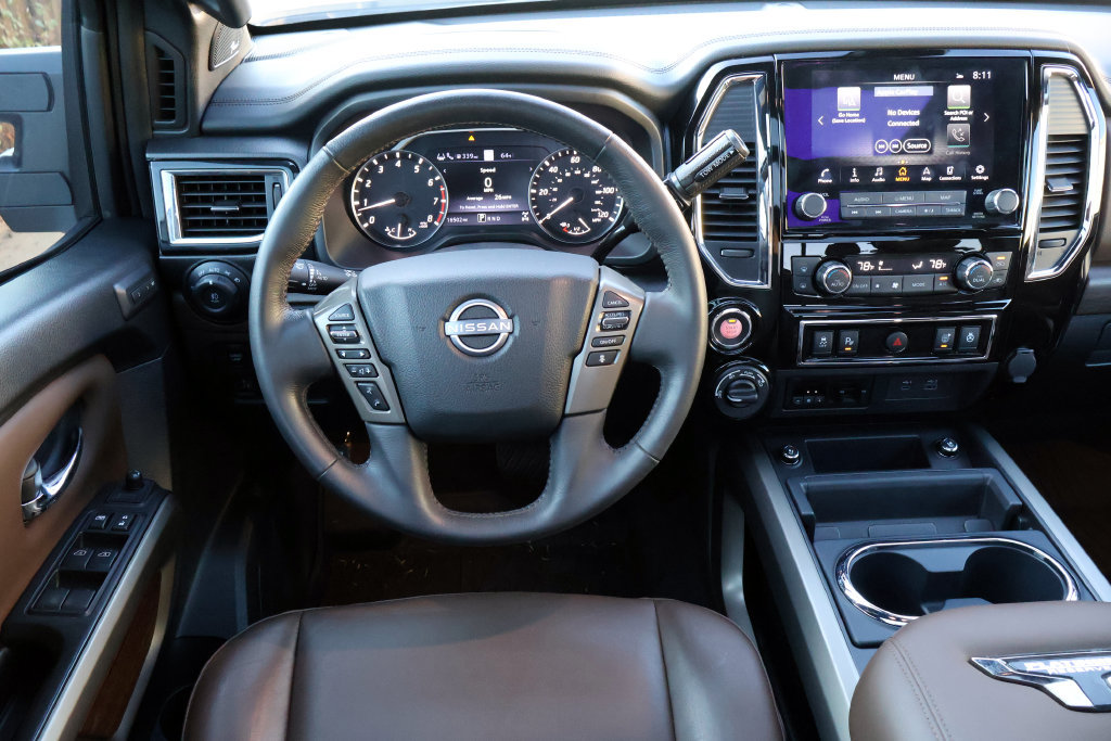 Certified 2024 Nissan Titan Platinum Reserve w/ Moonroof Package AWD/4WD image 18