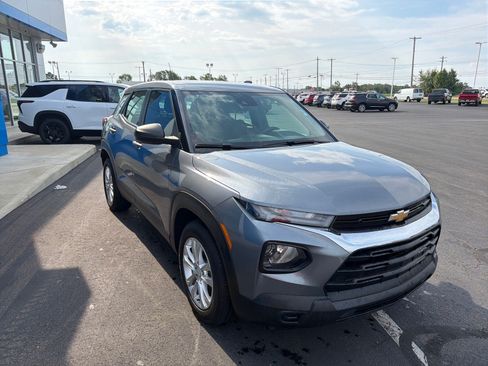 Used 2021 Chevrolet TrailBlazer LS FWD image 6