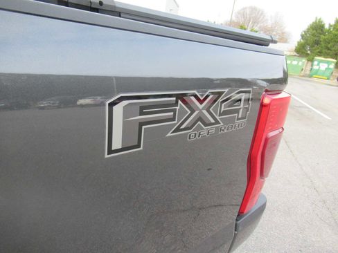 Used 2020 Ford F250 Lariat image 13