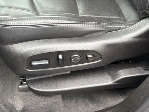 Used 2020 Buick Enclave Avenir w/ Avenir Technology Package image 12