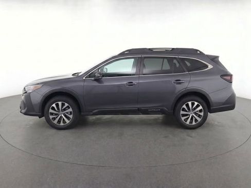 Certified 2025 Subaru Outback Premium AWD/4WD image 4