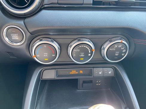 Used 2018 MAZDA MX-5 Miata Grand Touring image 29